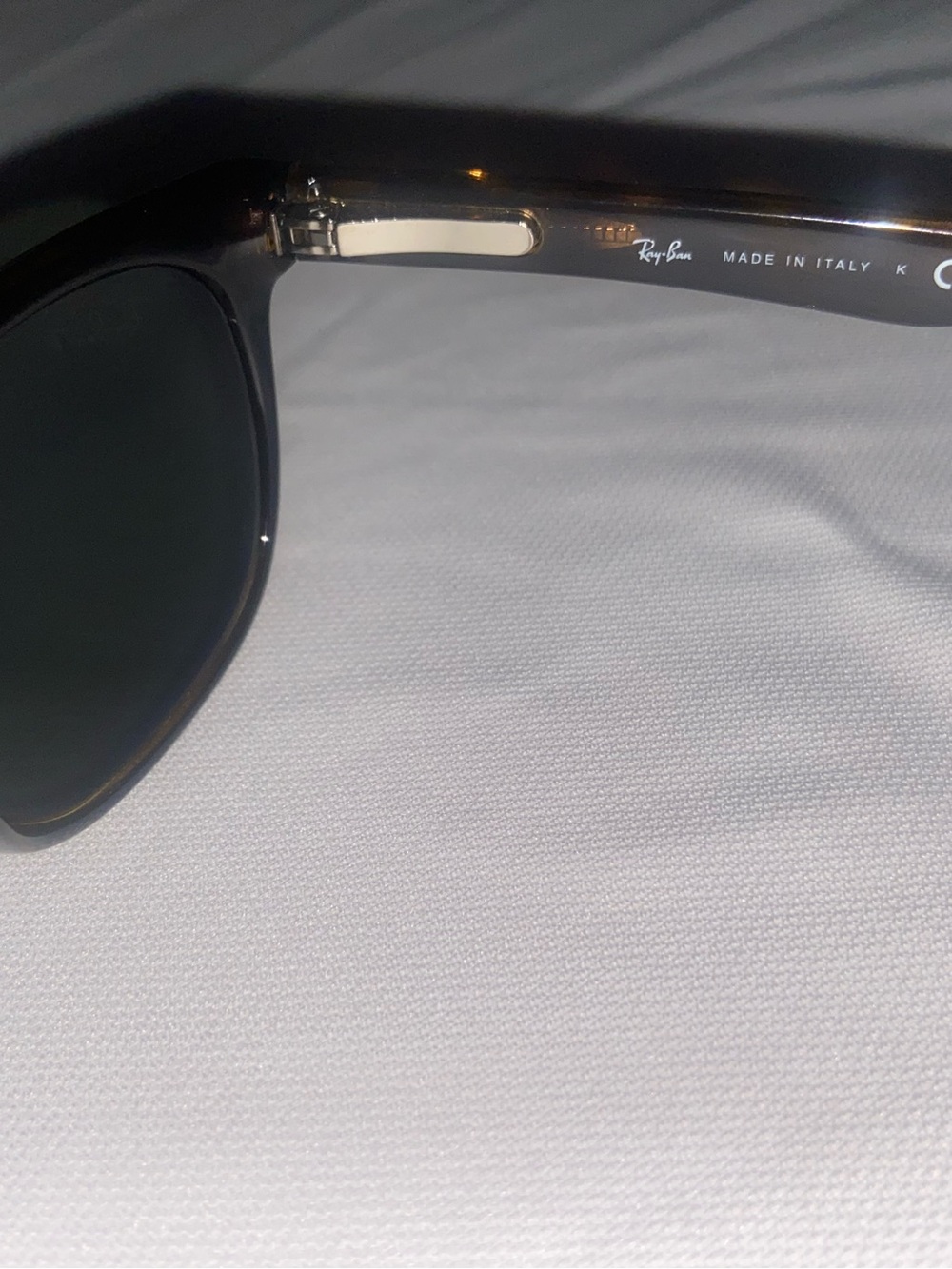 Ray-bans - Picture 5 of 8